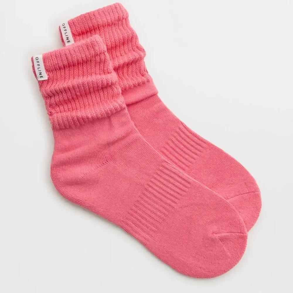 OFFLINE Playful Pink Short Scrunch Tab Logo Cotton Socks